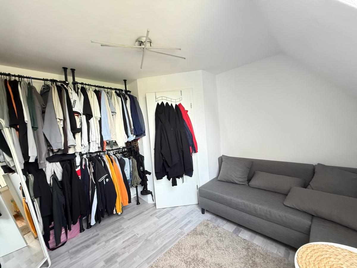 Büro - Ankleide - Kinderzimmer